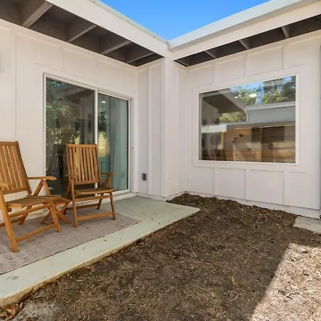 Villa The Peaceful Puffin - New Modern 5 Min To Town
